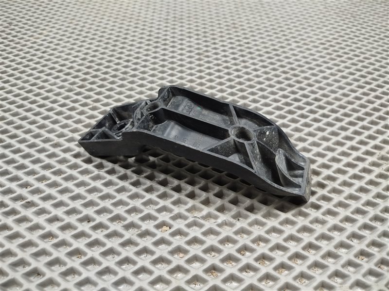 кронштейн бампера, 4000 рублей, Санкт-Петербург