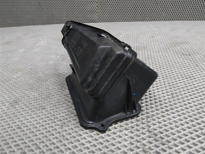 воздухозаборник, 2000 рублей, Санкт-Петербург