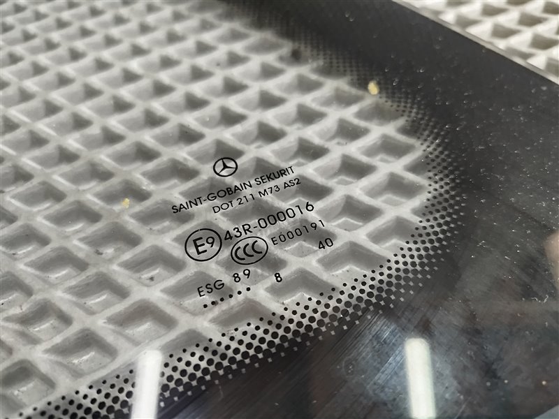 стекло кузовное, 29705 рублей, Санкт-Петербург