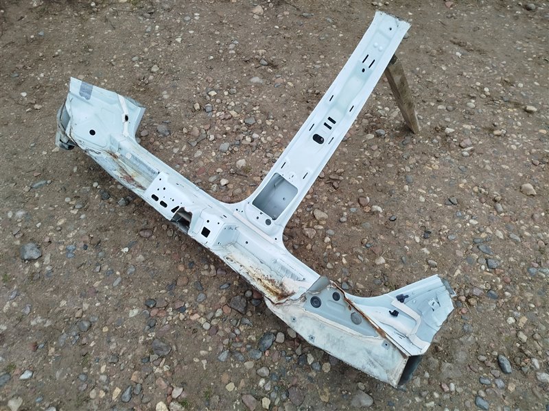 стойка кузова, 69900 рублей, Санкт-Петербург