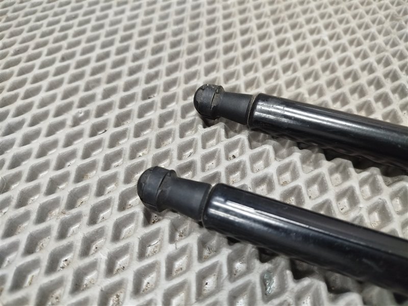 амортизатор капота, 3000 рублей, Санкт-Петербург