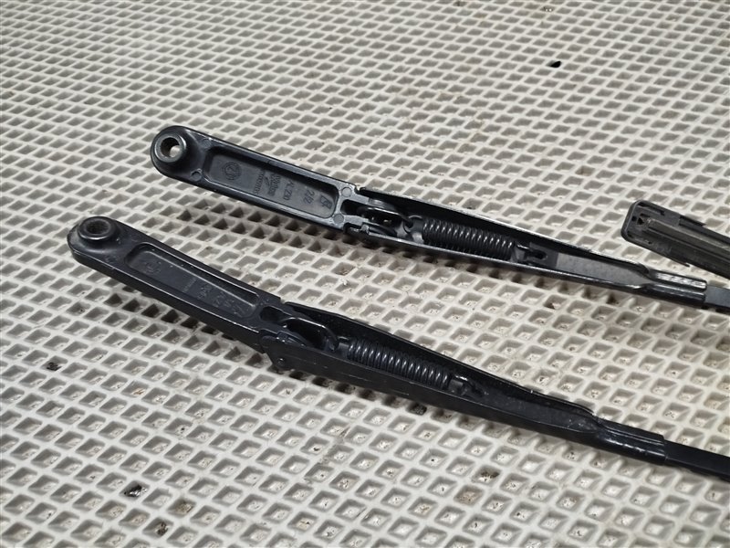 поводок стеклоочистителя, 3500 рублей, Санкт-Петербург