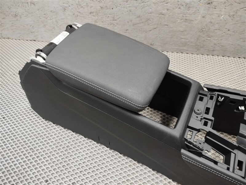 подлокотник, 12000 рублей, Санкт-Петербург