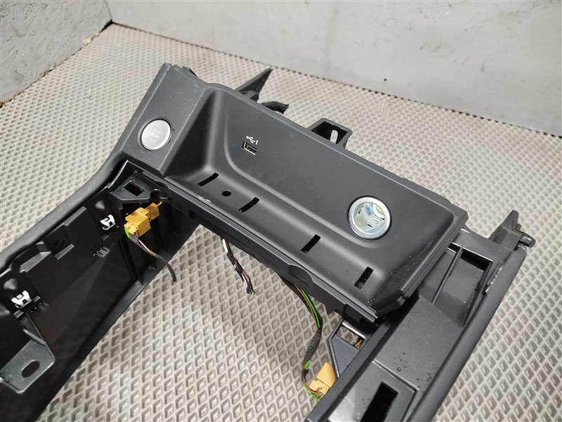 подлокотник, 12000 рублей, Санкт-Петербург