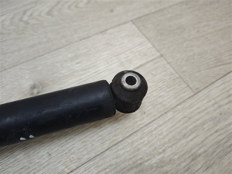 амортизатор, 8100 рублей, Санкт-Петербург