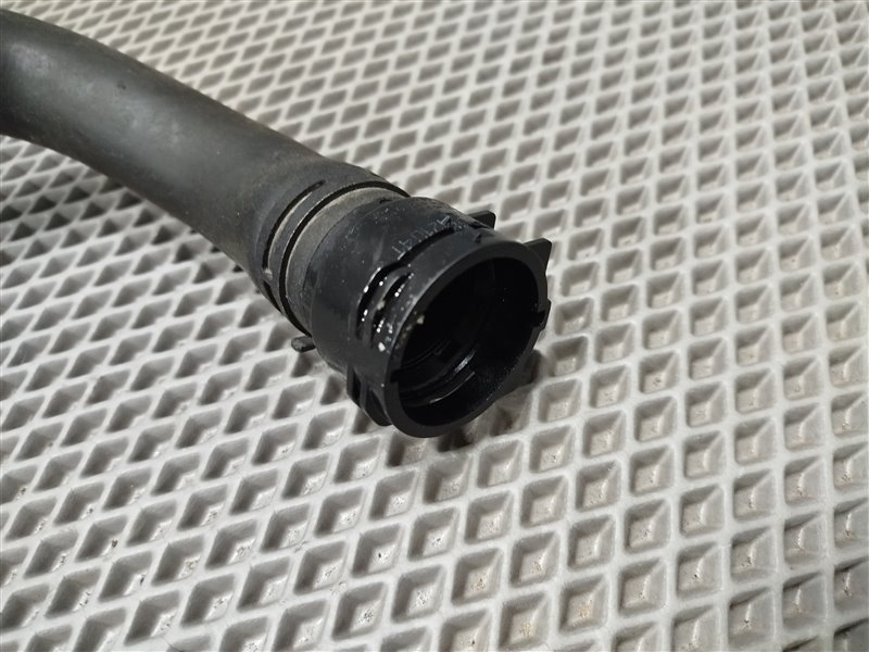 патрубок охлаждения, 2000 рублей, Санкт-Петербург