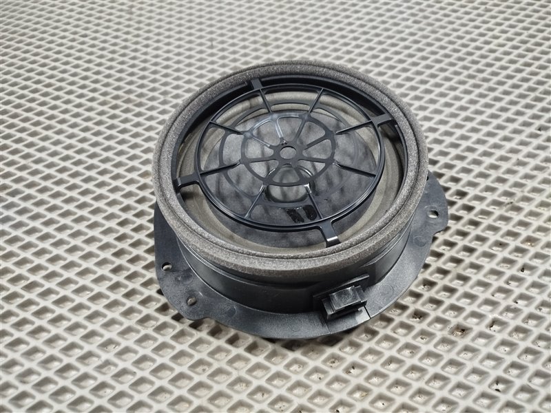 динамик, 2000 рублей, Санкт-Петербург