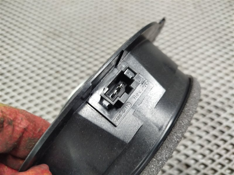 динамик, 2000 рублей, Санкт-Петербург