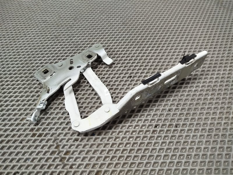 петля капота, 7000 рублей, Санкт-Петербург