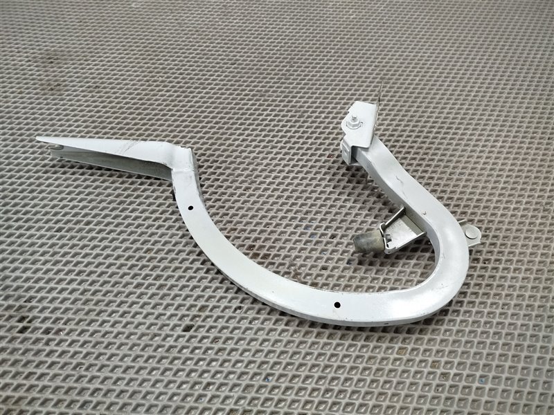 петля багажника, 2500 рублей, Санкт-Петербург