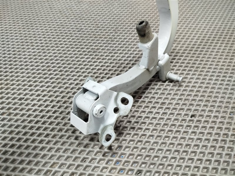 петля багажника, 2500 рублей, Санкт-Петербург