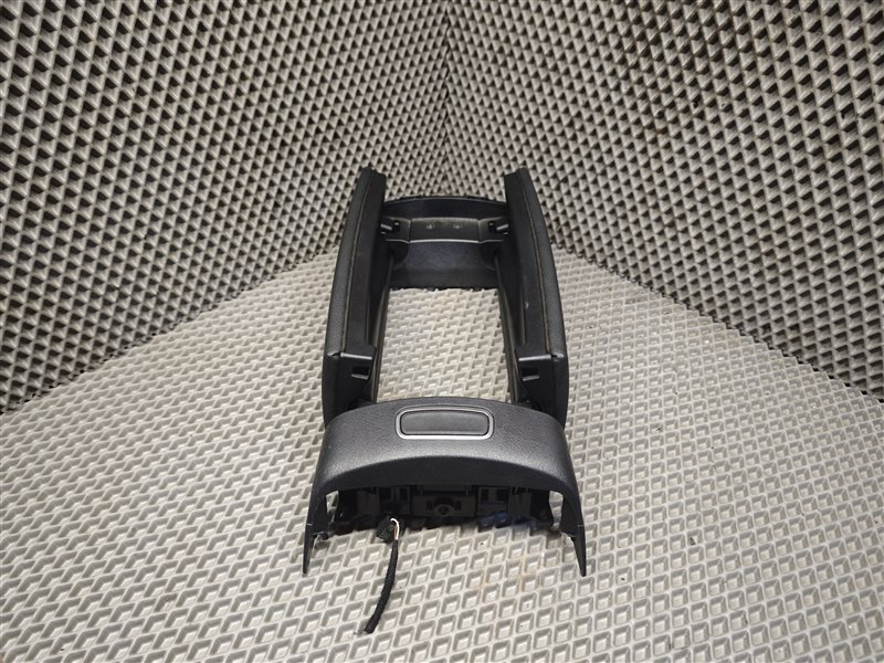 подлокотник, 4000 рублей, Санкт-Петербург