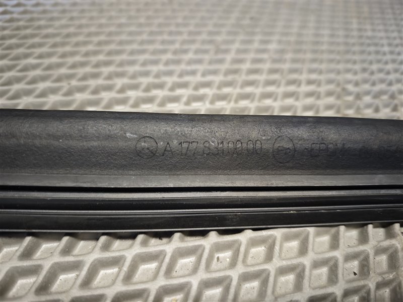 уплотнитель капота, 2000 рублей, Санкт-Петербург