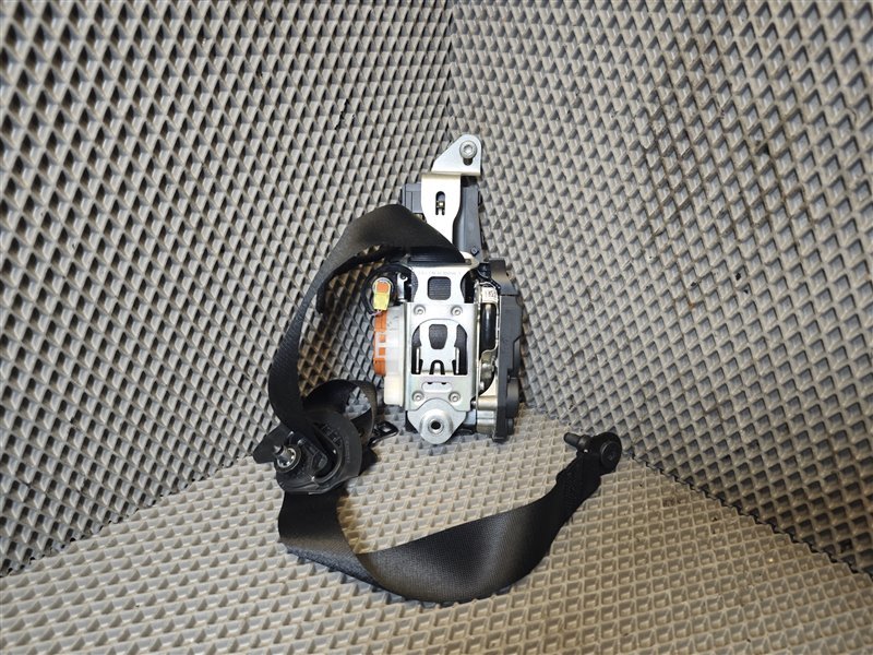 ремень безопасности, 18000 рублей, Санкт-Петербург