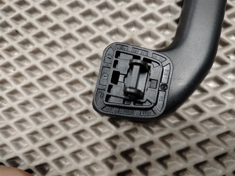 ручка в потолок, 2000 рублей, Санкт-Петербург