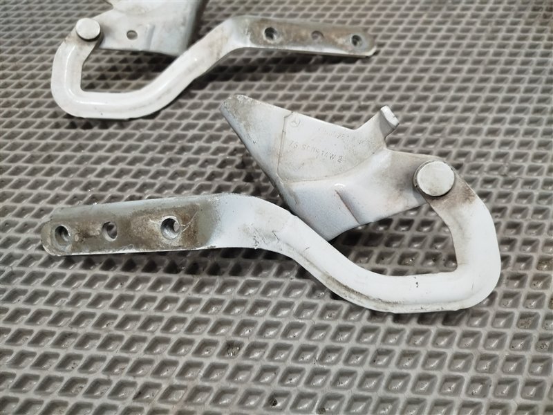 петли капота, 1500 рублей, Санкт-Петербург