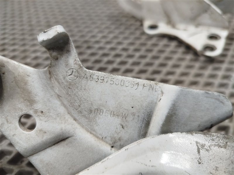 петли капота, 1500 рублей, Санкт-Петербург