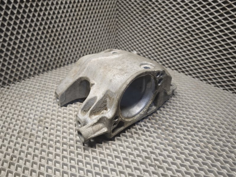 кронштейн двигателя, 9300 рублей, Санкт-Петербург