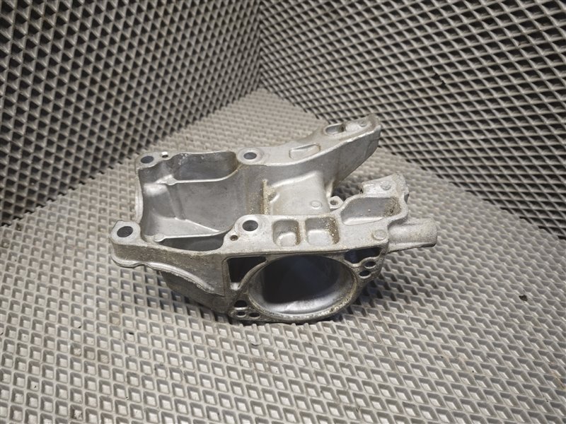 кронштейн двигателя, 9300 рублей, Санкт-Петербург