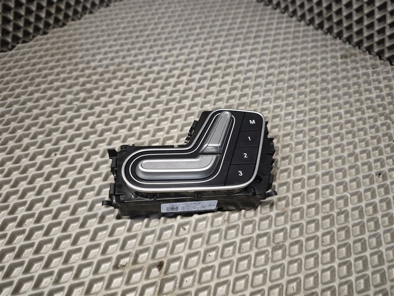 кнопки управления сиденьем, 6750 рублей, Санкт-Петербург