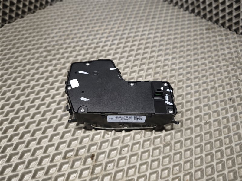 кнопки управления сиденьем, 6750 рублей, Санкт-Петербург