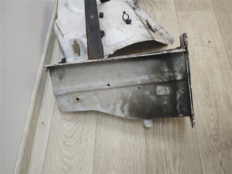 лонжерон, 9000 рублей, Санкт-Петербург