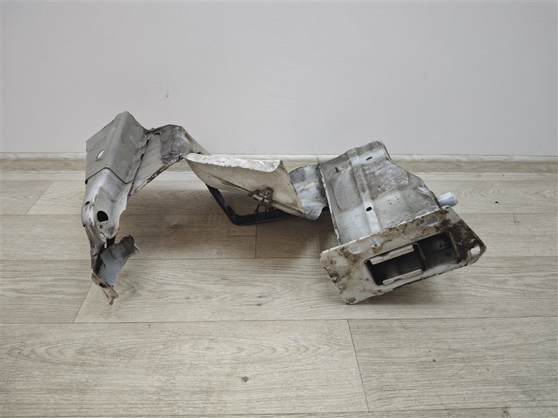 лонжерон, 9000 рублей, Санкт-Петербург