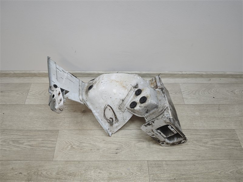 лонжерон, 9000 рублей, Санкт-Петербург