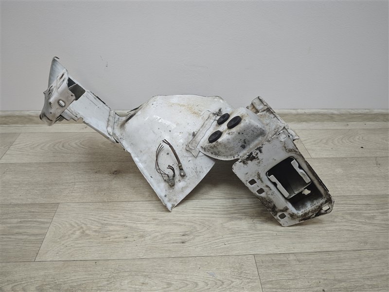 лонжерон, 9000 рублей, Санкт-Петербург