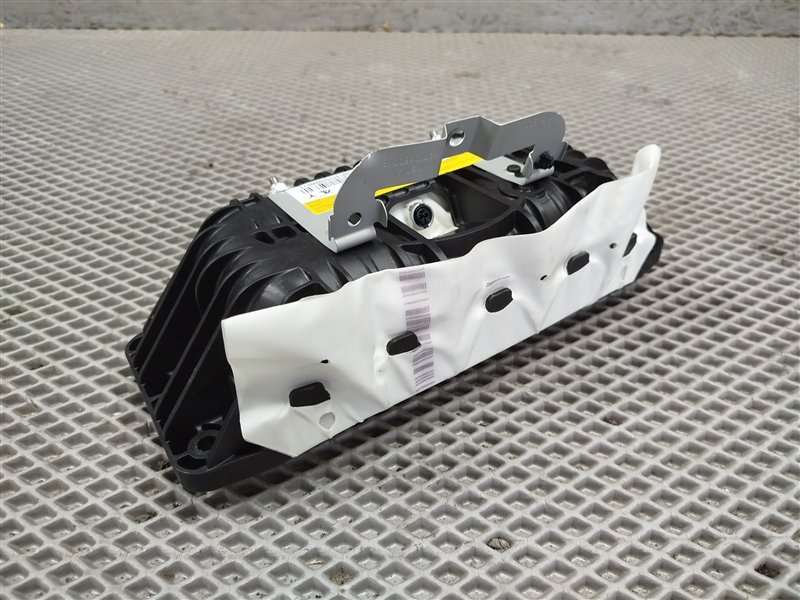 подушка в торпедо, 9000 рублей, Санкт-Петербург