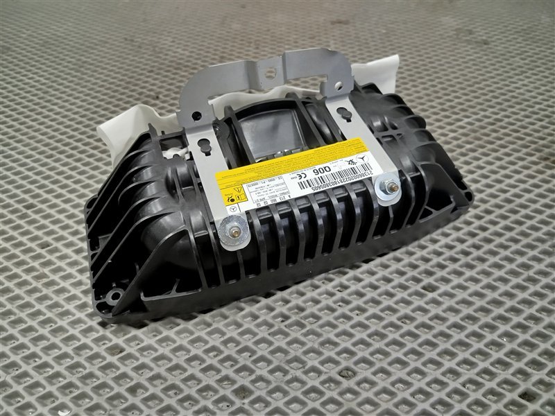 подушка в торпедо, 9000 рублей, Санкт-Петербург