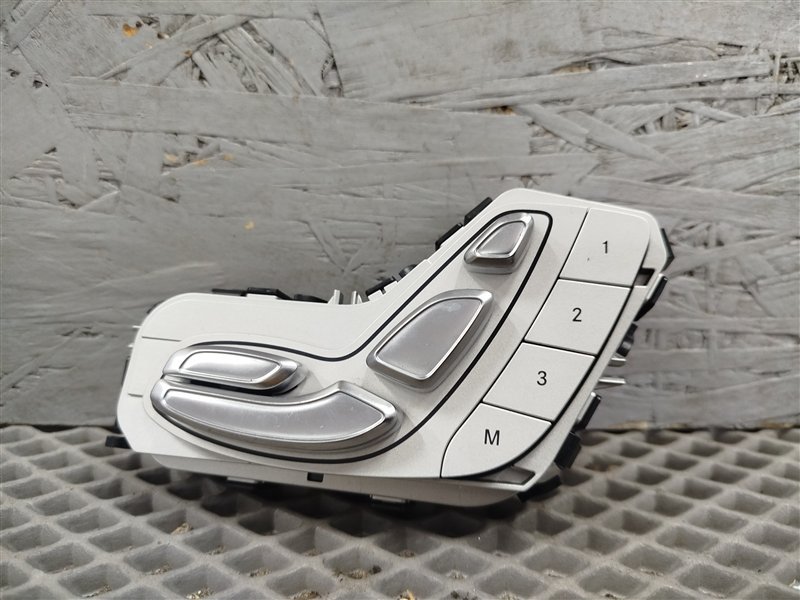 кнопки управления сиденьем, 5000 рублей, Санкт-Петербург