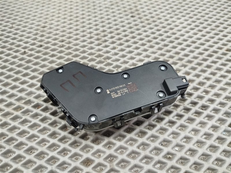 кнопки управления сиденьем, 5000 рублей, Санкт-Петербург