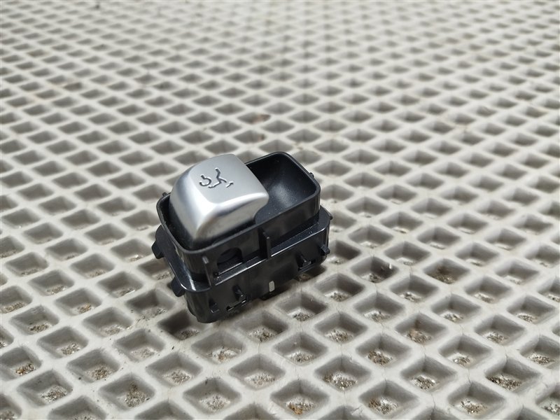 кнопка открывания багажника, 3000 рублей, Санкт-Петербург