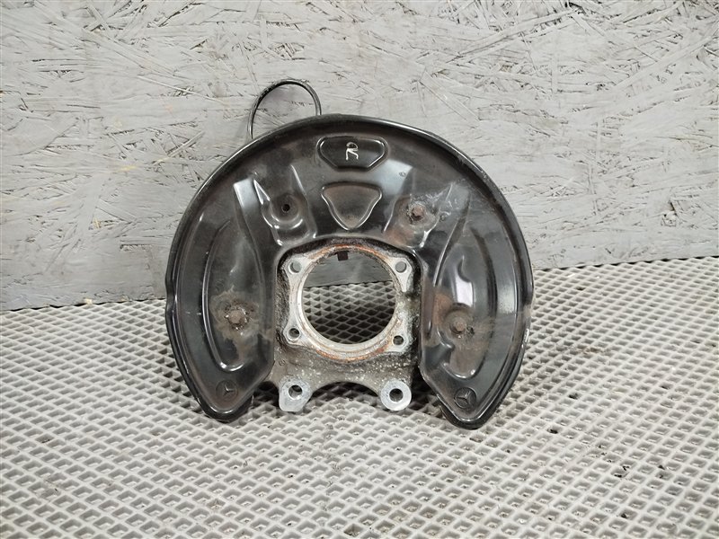 кулак, 3000 рублей, Санкт-Петербург