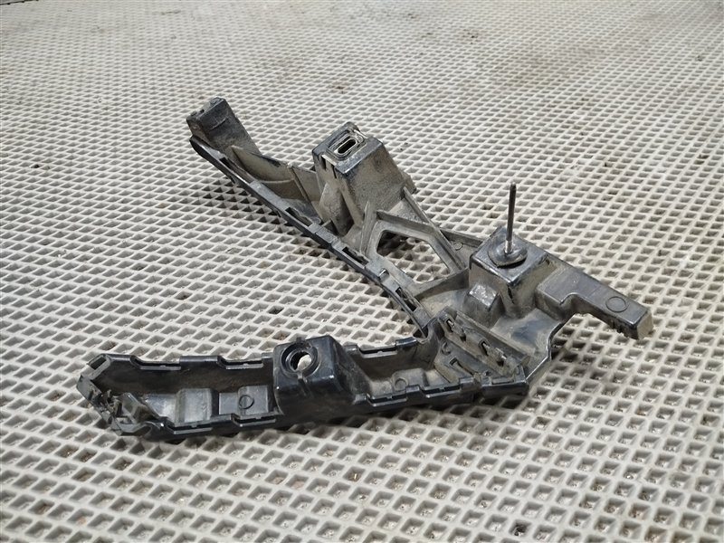 кронштейн бампера, 3200 рублей, Санкт-Петербург