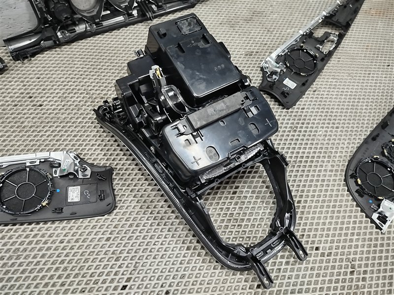 накладка декоративная, 50000 рублей, Санкт-Петербург