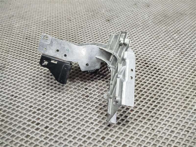 кронштейн фары, 3000 рублей, Санкт-Петербург