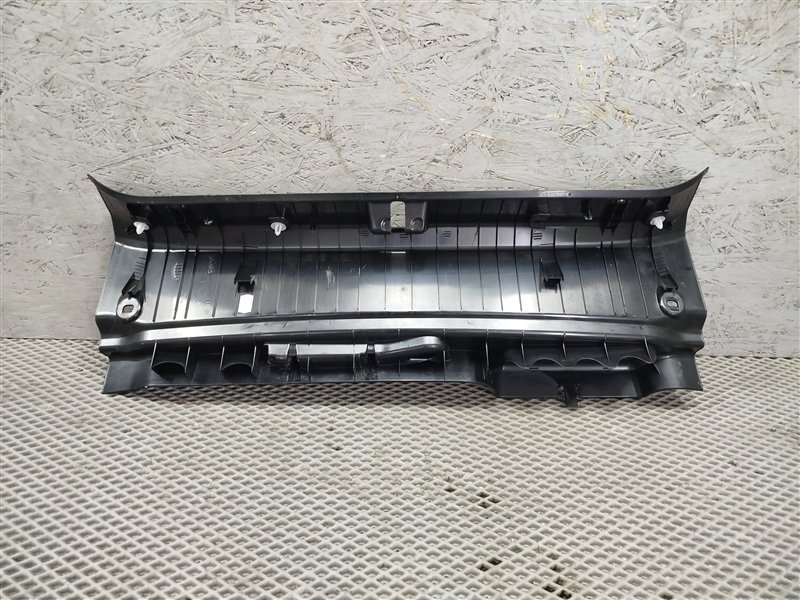 накладка багажника, 2100 рублей, Санкт-Петербург