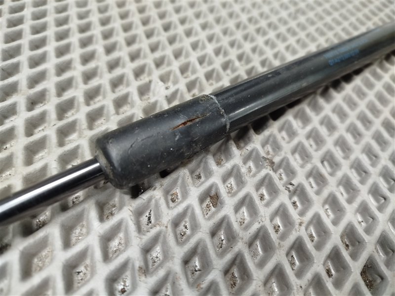 амортизатор капота, 4000 рублей, Санкт-Петербург