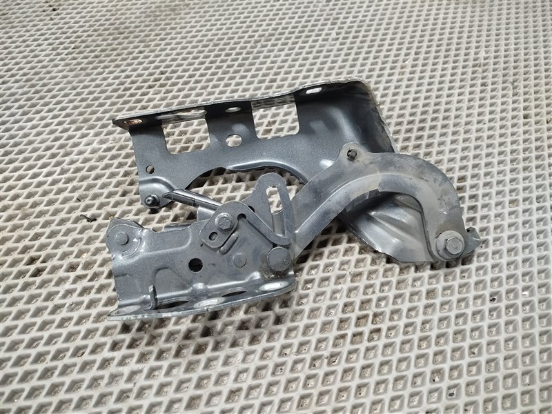 петля капота, 4300 рублей, Санкт-Петербург