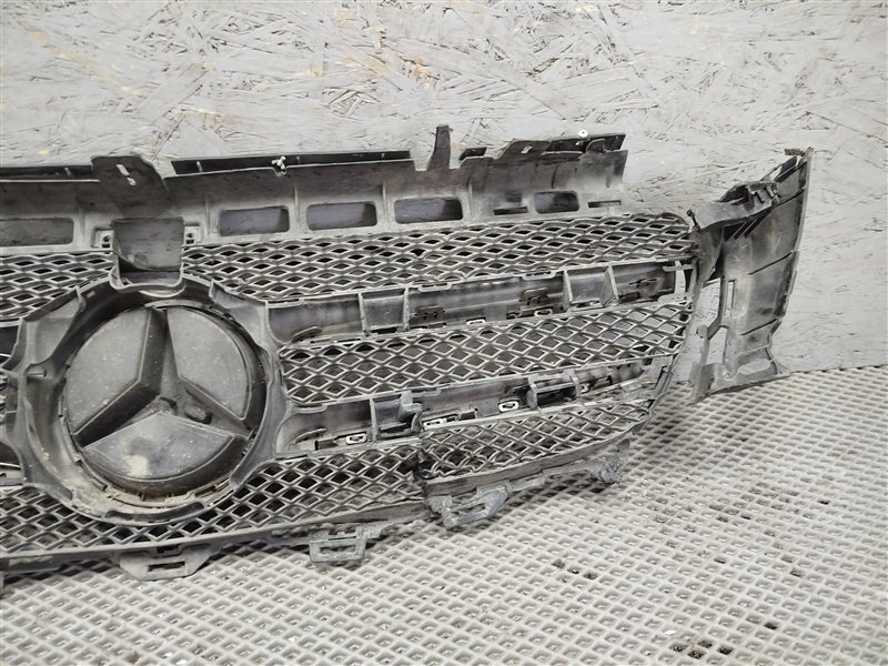 решетка радиатора, 2000 рублей, Санкт-Петербург