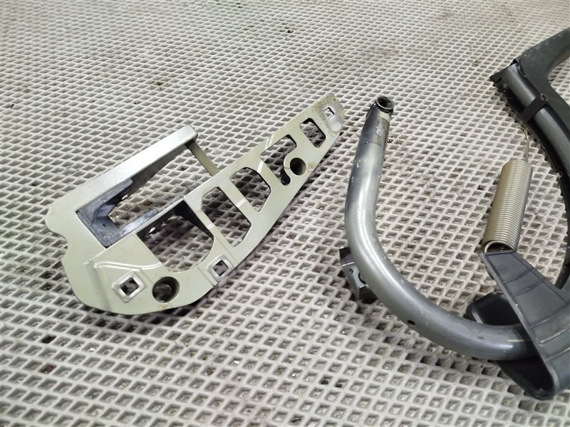 петля багажника, 2500 рублей, Санкт-Петербург