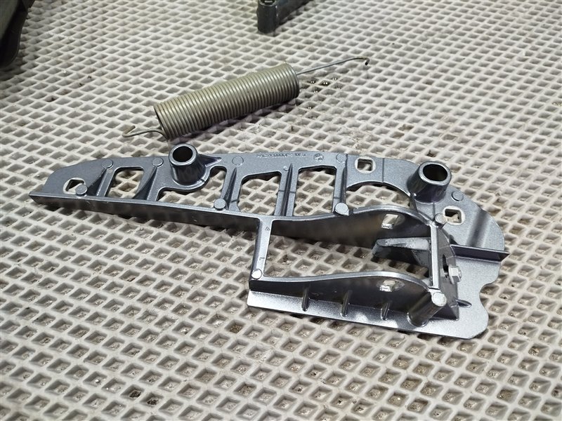 петля багажника, 2500 рублей, Санкт-Петербург