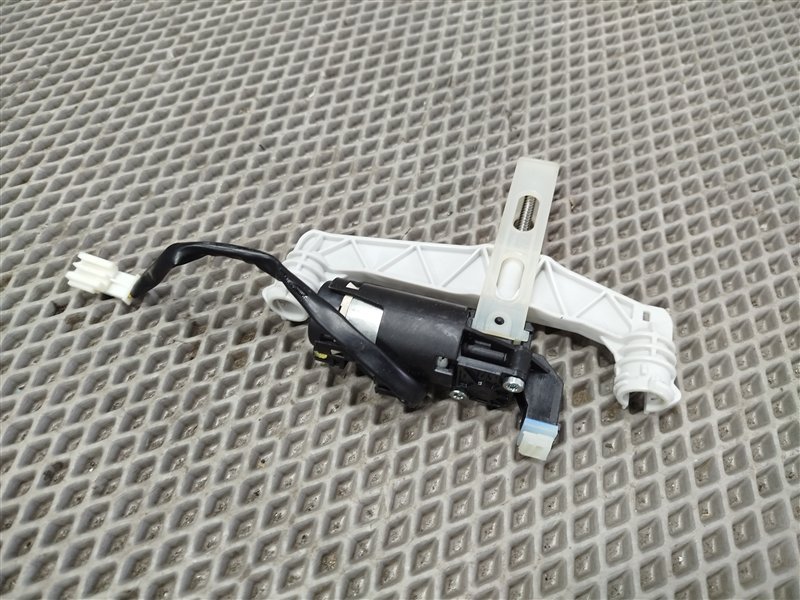 моторчик подголовника, 4000 рублей, Санкт-Петербург