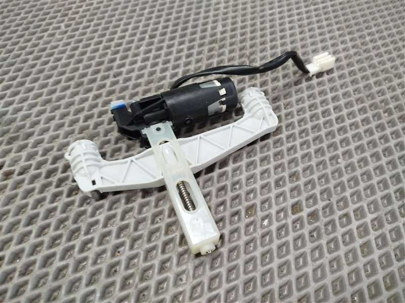 моторчик подголовника, 4000 рублей, Санкт-Петербург