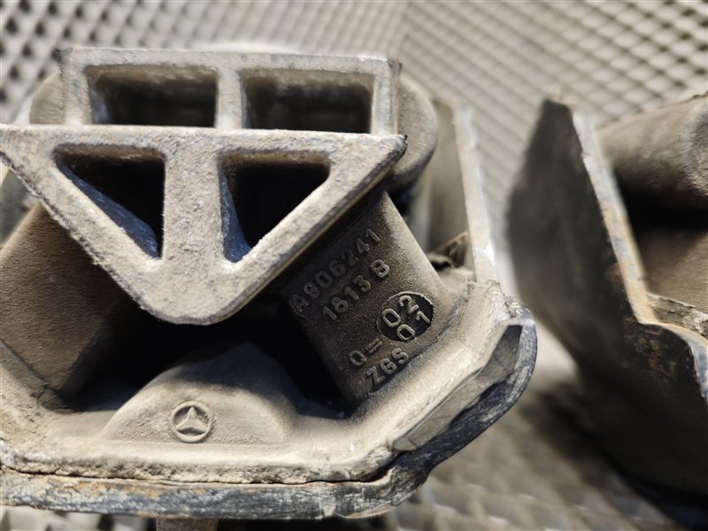 подушка двигателя, 2500 рублей, Санкт-Петербург