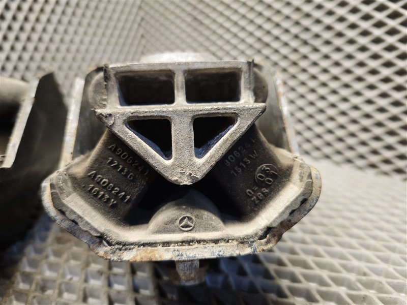 подушка двигателя, 2500 рублей, Санкт-Петербург