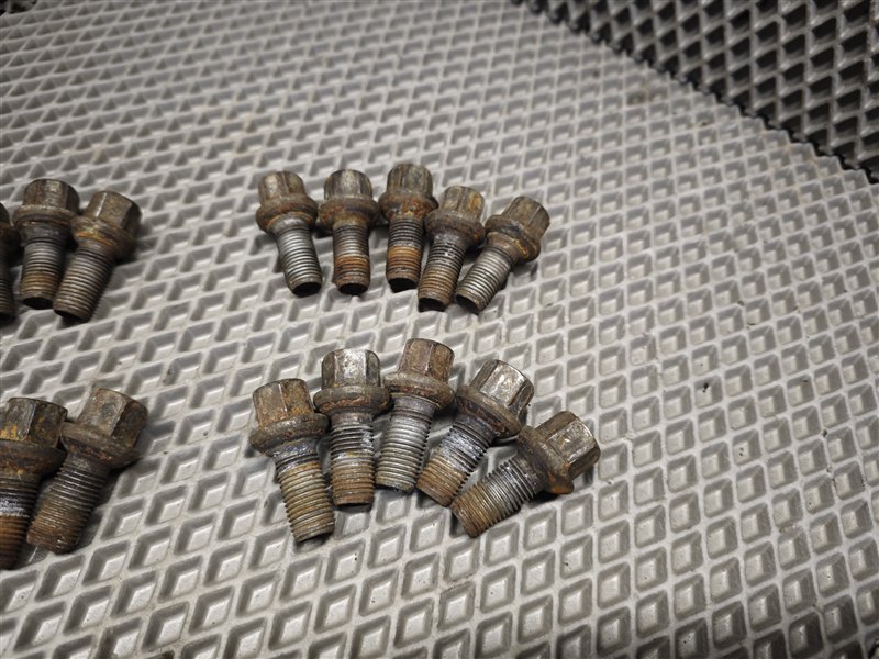 болты колесные, 2000 рублей, Санкт-Петербург