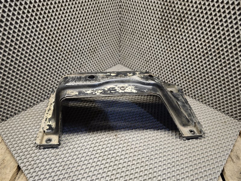 Кронштейн МКПП, 2000 рублей, Санкт-Петербург